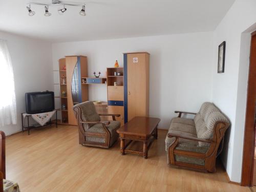Apartments Vilanija 