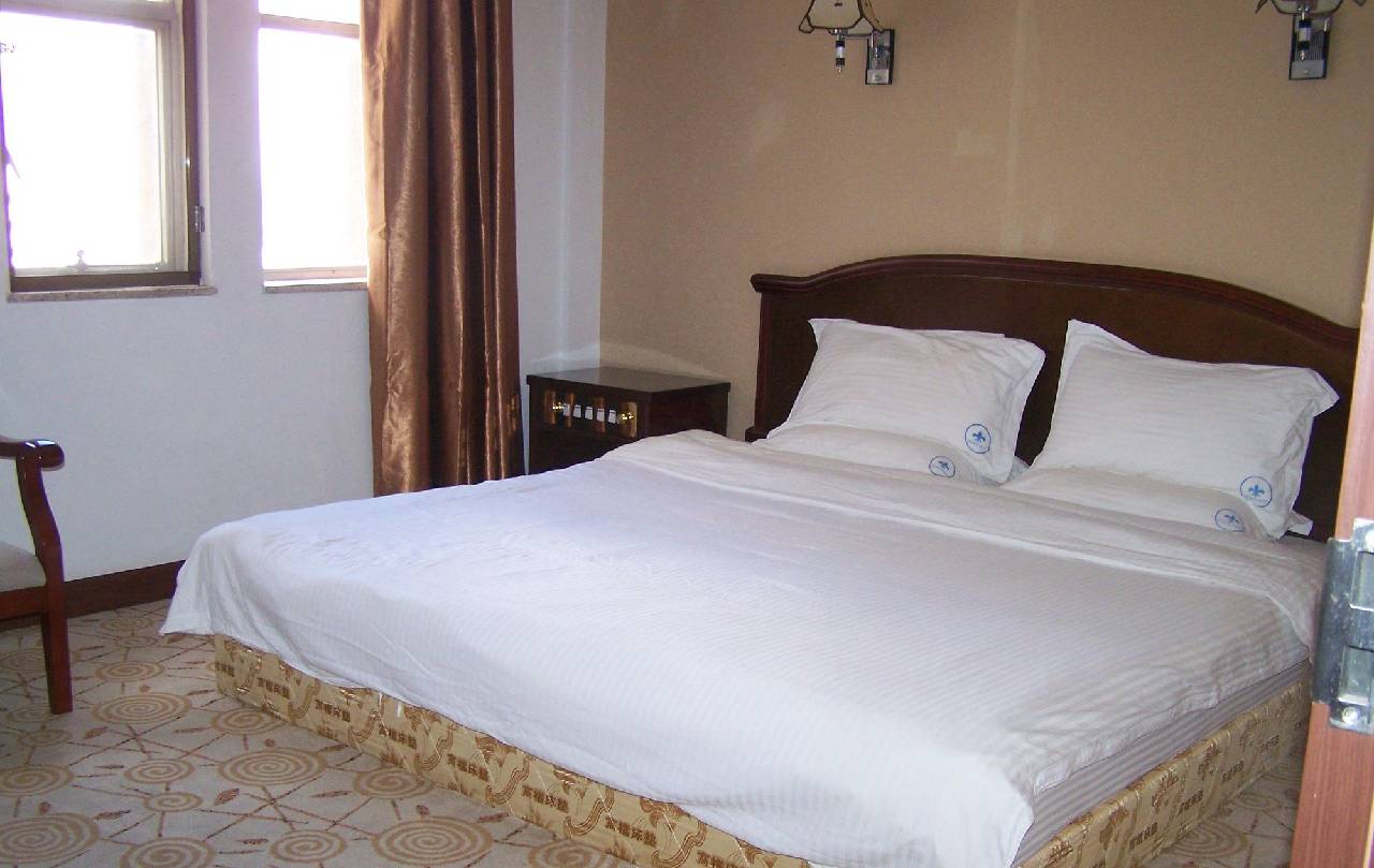 Premier Hotel 