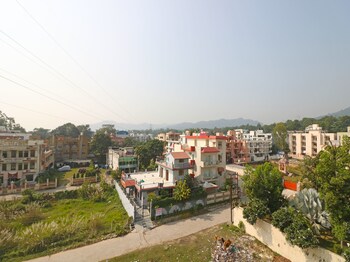 Oyo 9844 Hotel Hill View City View