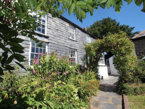 Belle Vue House 