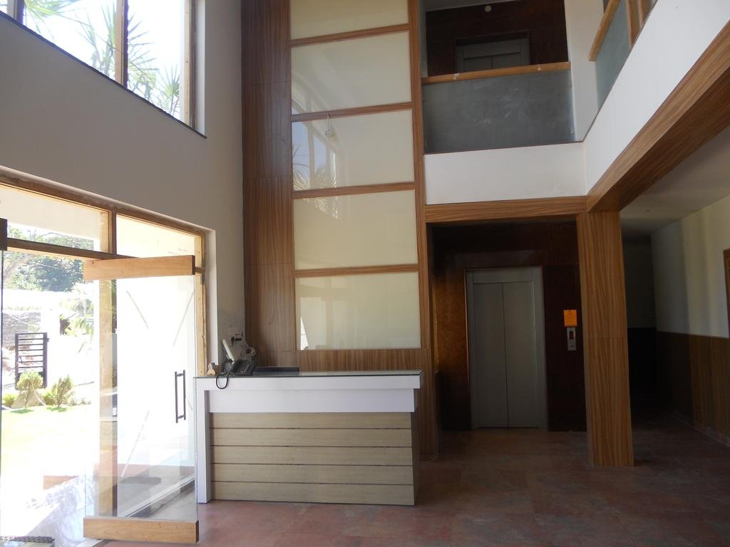 Hotel Emeralddove 