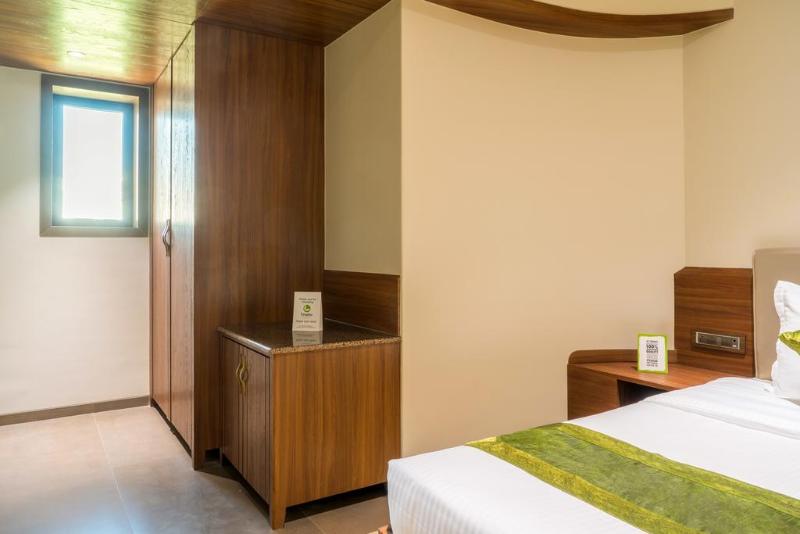 Treebo Olive Nest Room