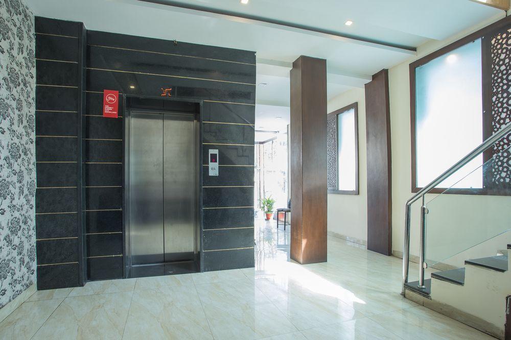Oyo 5738 Hotel Lords Inn 