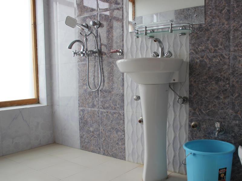 Shorkhan Guest House 