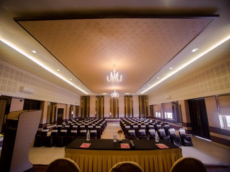 Grand Palace Hotel & Spa Yercaud 