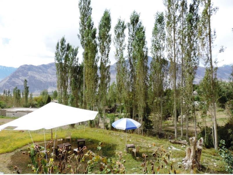 Lharje Resort 