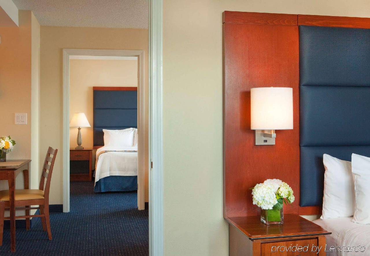 Residence Inn Boston Harbor On Tudor Wharf 