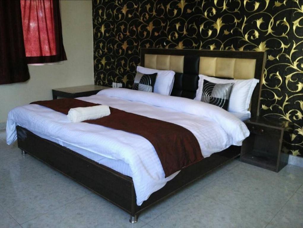 Hotel Apsara Haridwar 