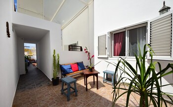 Casa Emblematica Armonia Porch