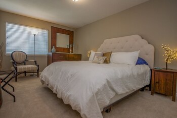 Luxurious 6br 7min To Las Vegas Strip Guestroom