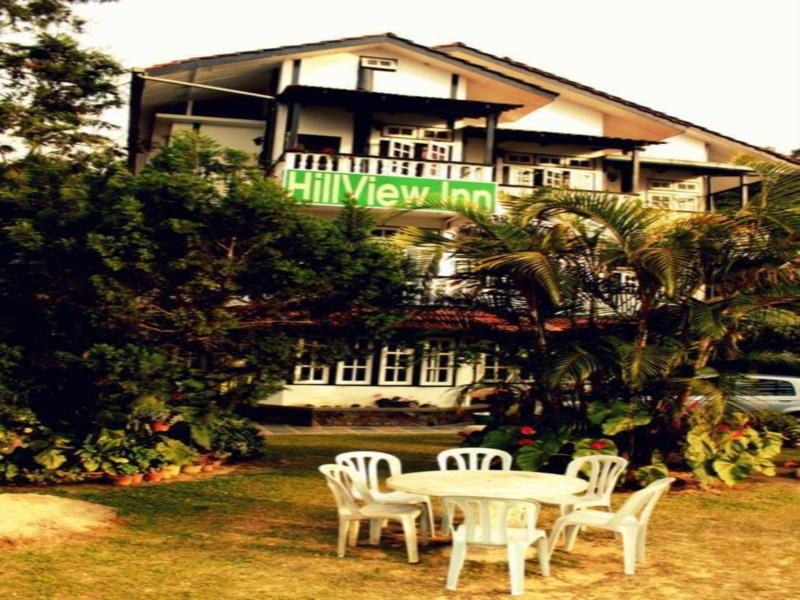 Hillview Inn (هیلویو این) 