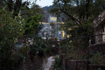 Bunk Stay Rishikesh 