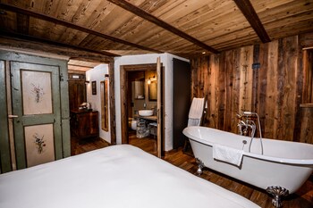 Hotel Du Grand Paradis & Wellness La Baita Guestroom