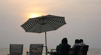 Palm Beach Ayurveda Resort 