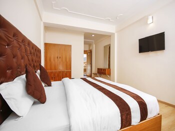 Oyo 11388 Hotel Dimbir Regency In-Room Amenity