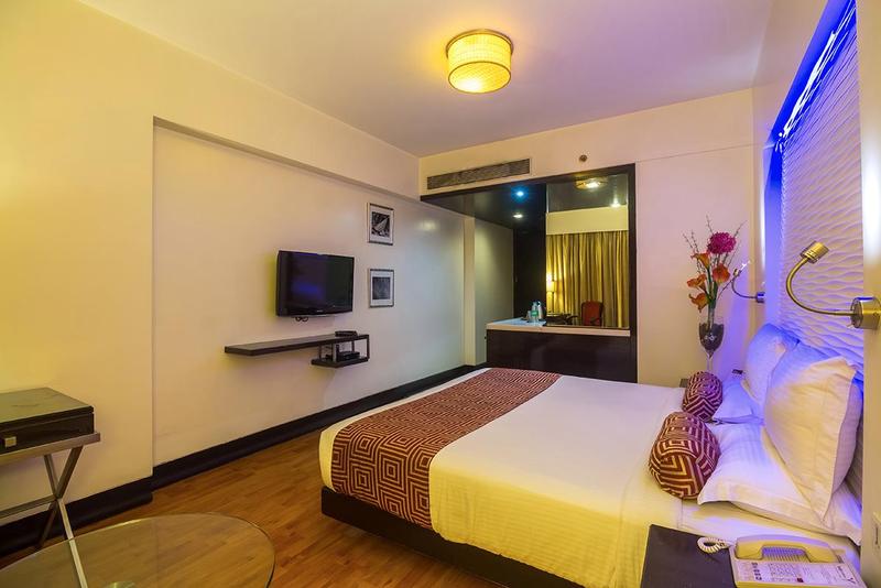 Hotel Yogi Midtown Room
