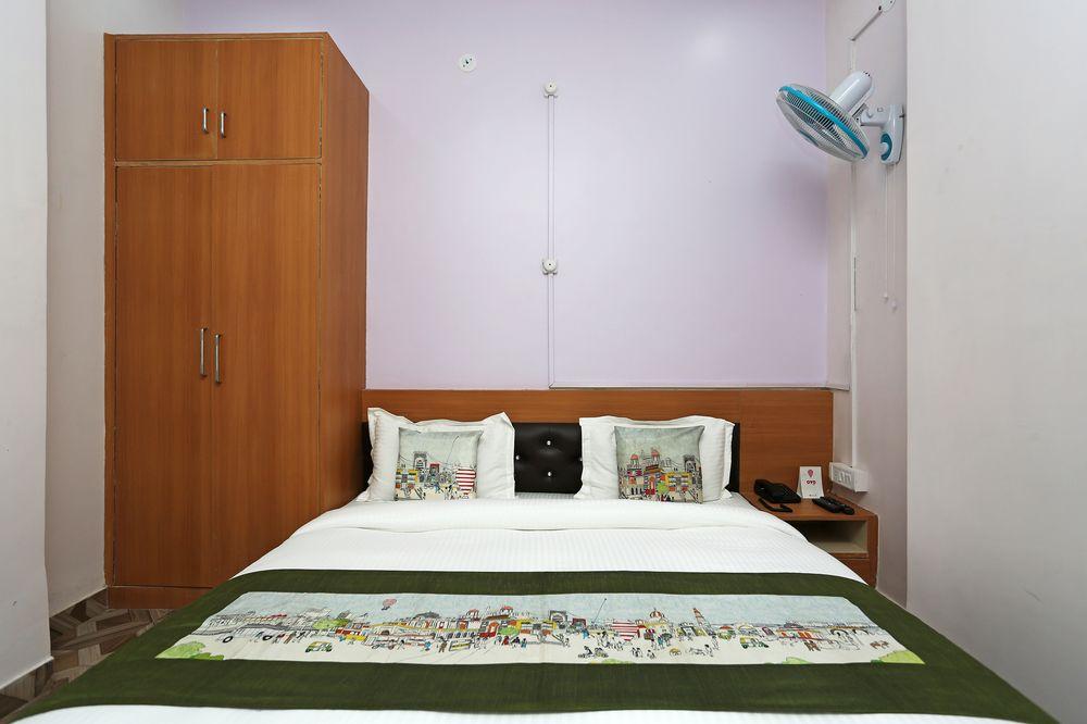 Oyo 9342 R D Green Resort 