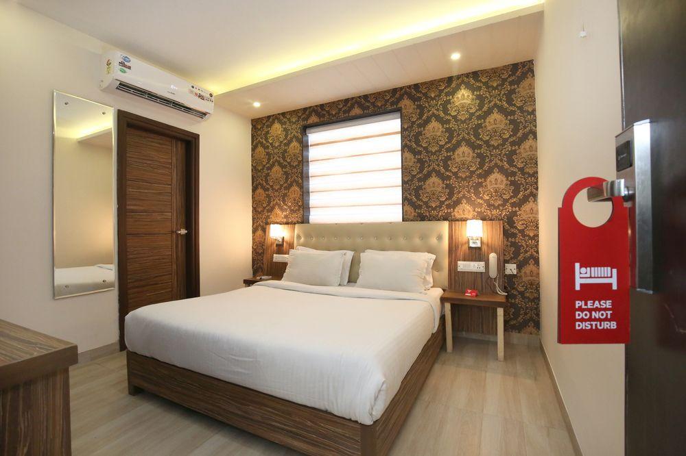 Oyo 8277 Tricity Relax Inn 