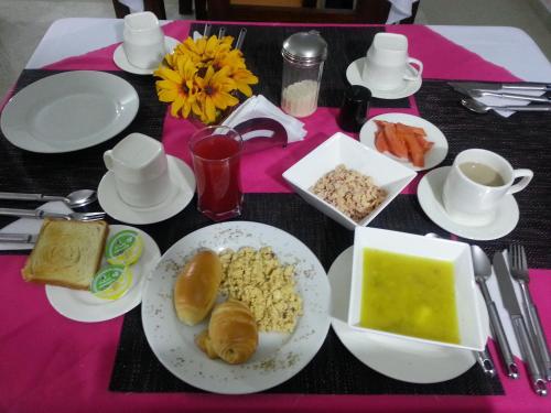 Hotel La Casa N. 3 (هتل لا كاسا ن. ۳) 