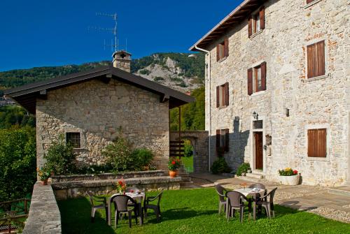 Ca' Baetti B&b L'antico Borgo (كا باتی ب&ب لانتیكو بورگو) 