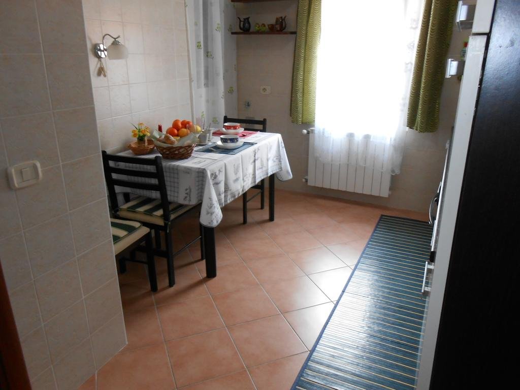 Lara Home 