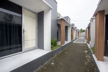 Jogja Amazon Green 