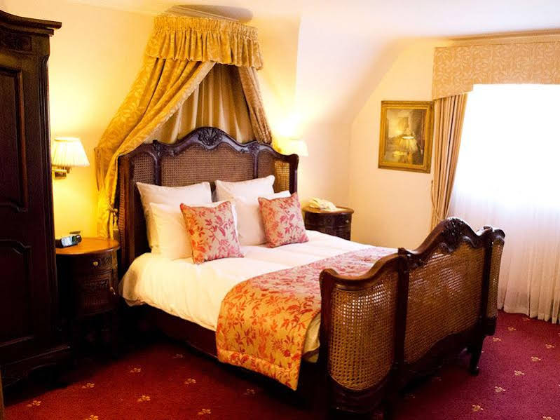 Stanhill Court Hotel 