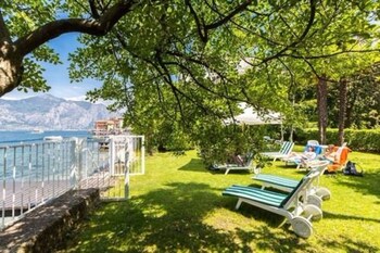 Hotel Vega Garden