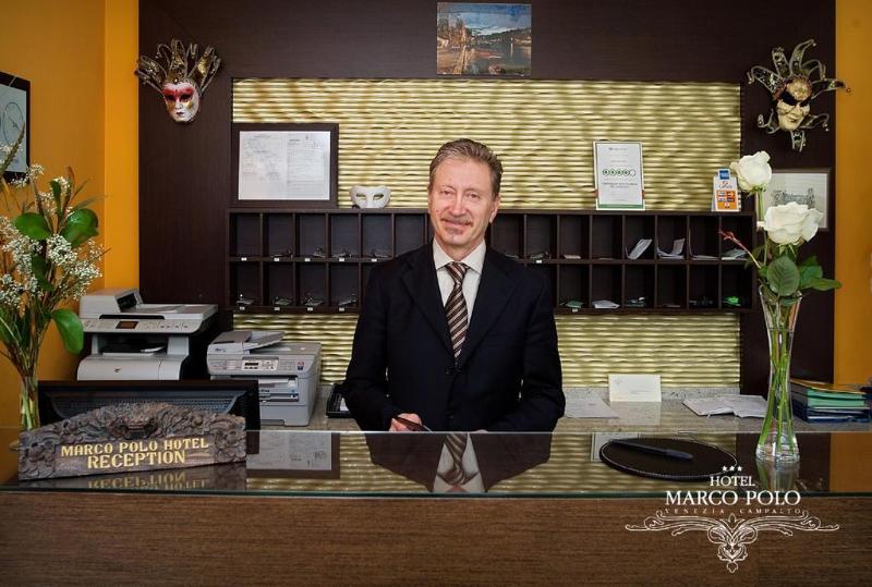Hotel Marco Polo Room