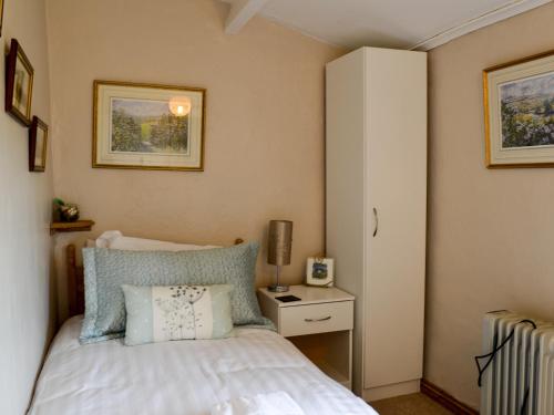 Pound Cottage 