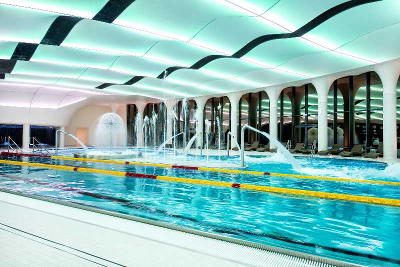 Arlamow Hotel Pool