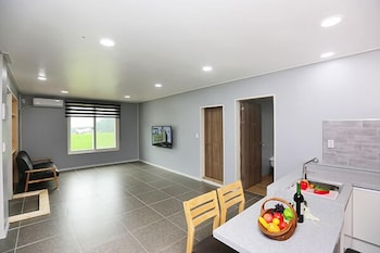 Muju Deogyu Mt. Forest Pension (موجو دئوگیو مت. فورست پانسیون) In-Room Dining