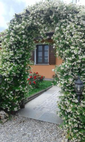 Agriturismo Cascina Aguzza 