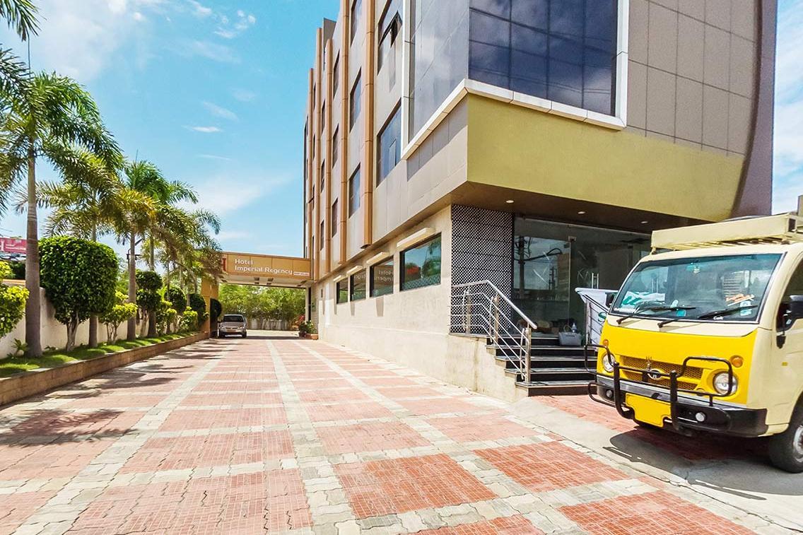 Hotel Imperial Regency (هتل ایمپریال ریجنسی) 