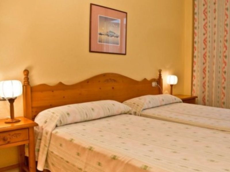 Atzaro Apartamentos 
