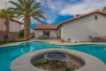 Immaculate 4bed 7min To Vegas Strip Outdoor Pool