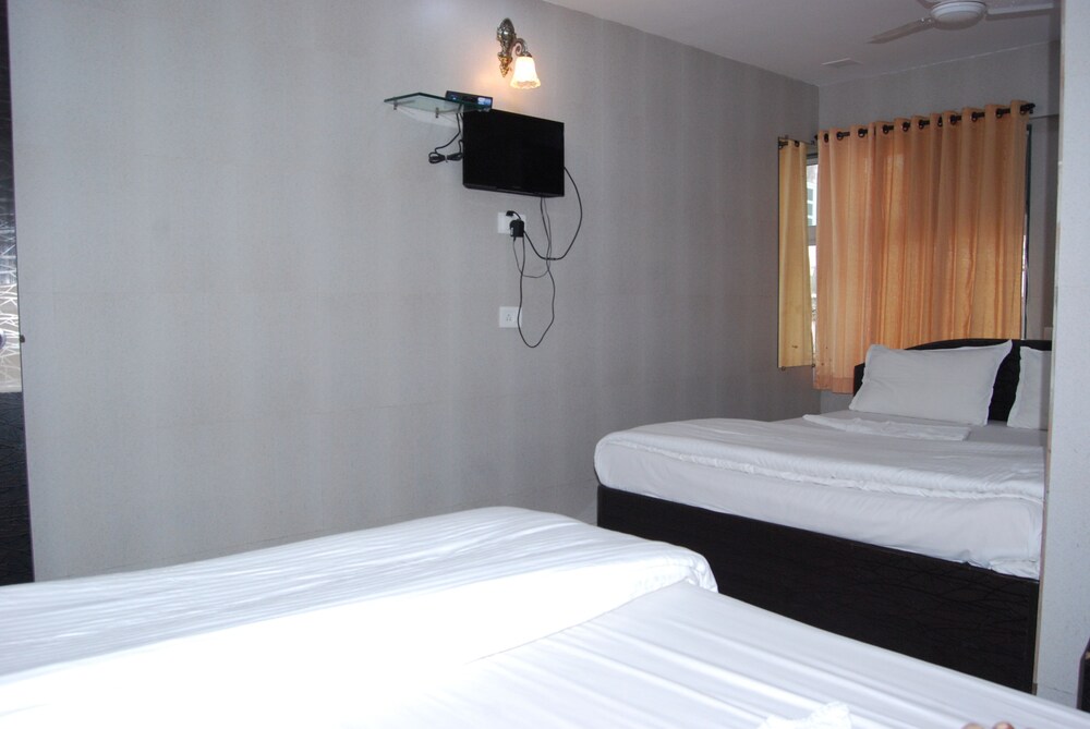 Hotel Holiday Inn Guestroom