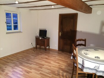 Quartier Vert In-Room Dining