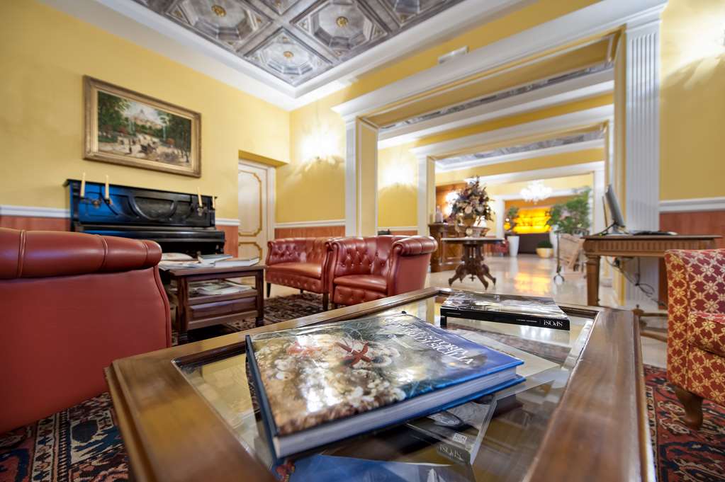 Best Western Ai Cavalieri Hotel Lobby