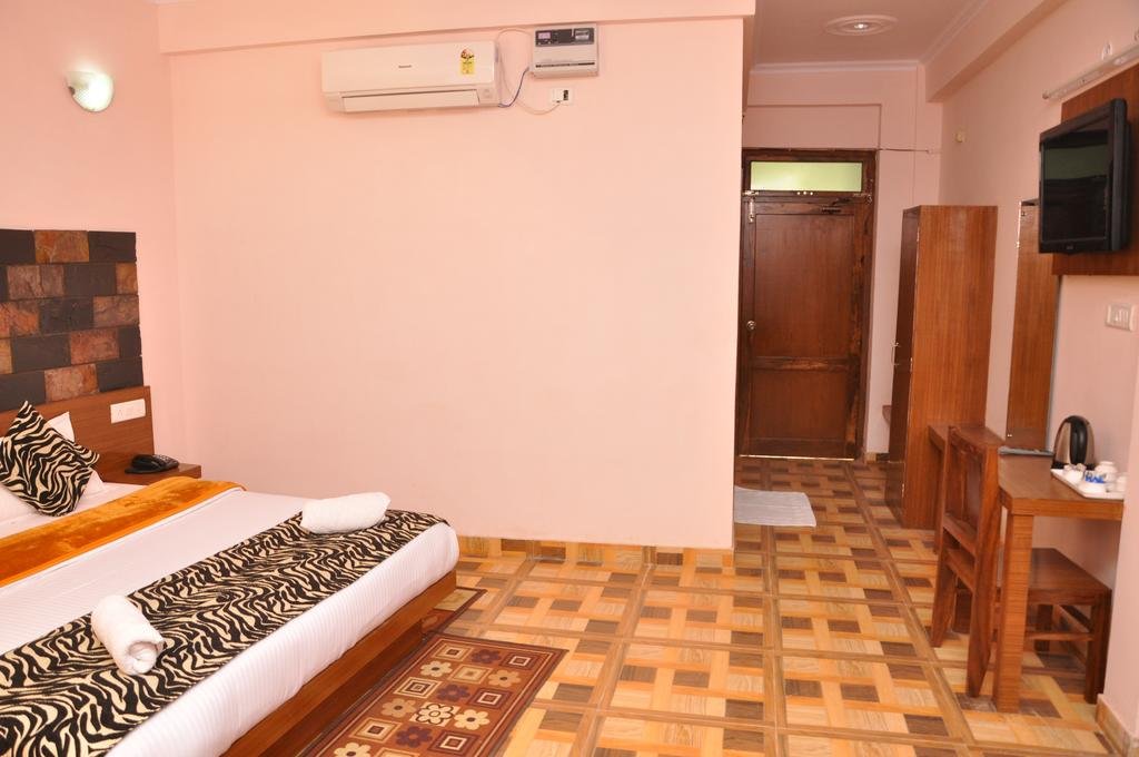 Corbett Jungle Treasure Resort 