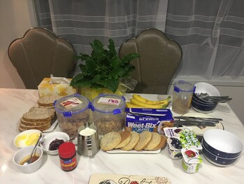 Clean & Quiet B&b Breakfast Area