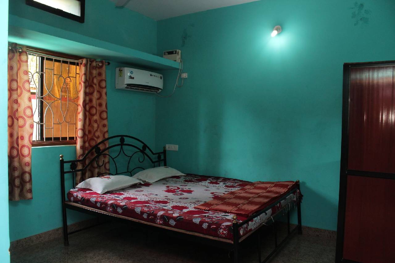 Om Ganesh Guest House 