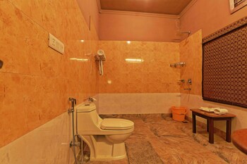Corbett Riverside Resort 