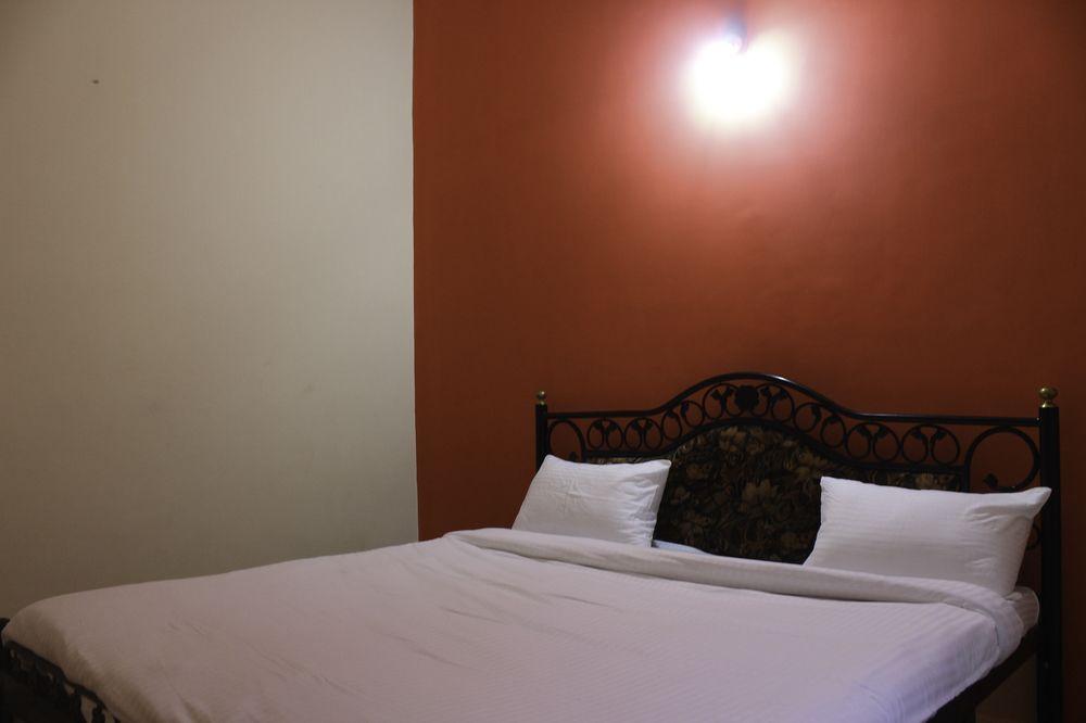 Oyo 9645 1 Bhk Near Curlies Anjuna 