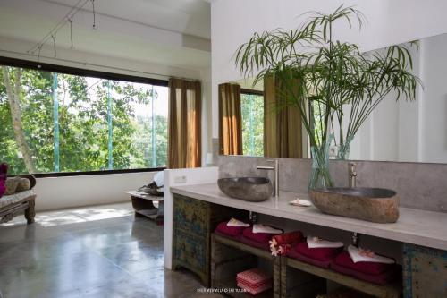 Riverview Villa 