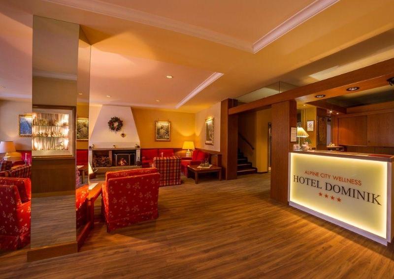 Alpine City Wellness Hotel Dominik Lobby
