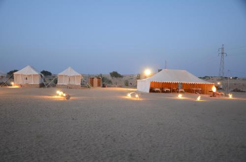 Lamp Desert Camp 