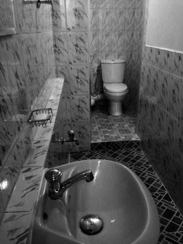 Devo's Place 