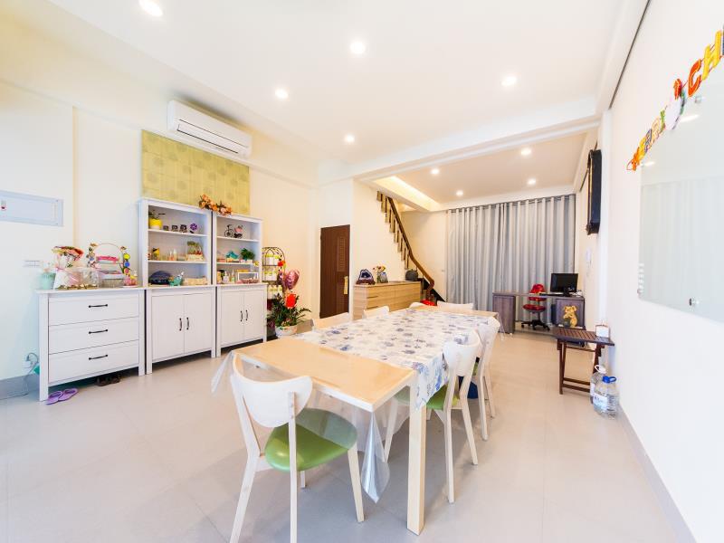 Dream House (دریم هاوس) 