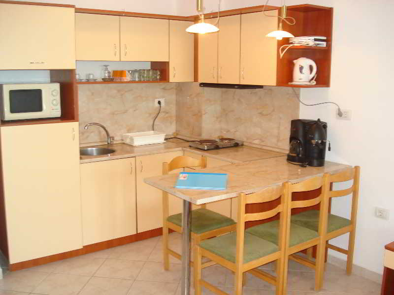 Tsb Sun Coast Apartments (تسب سان كواست آپارتمنتس) Room